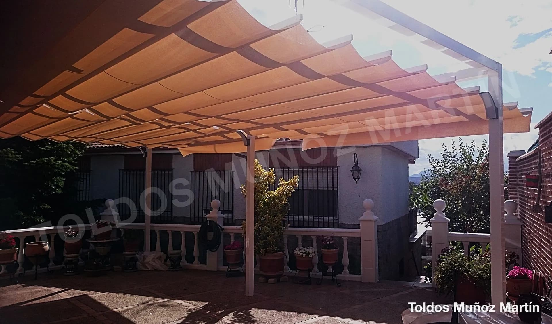 Pérgolas instalado por Toldos Muñoz Martín – trabajo 1