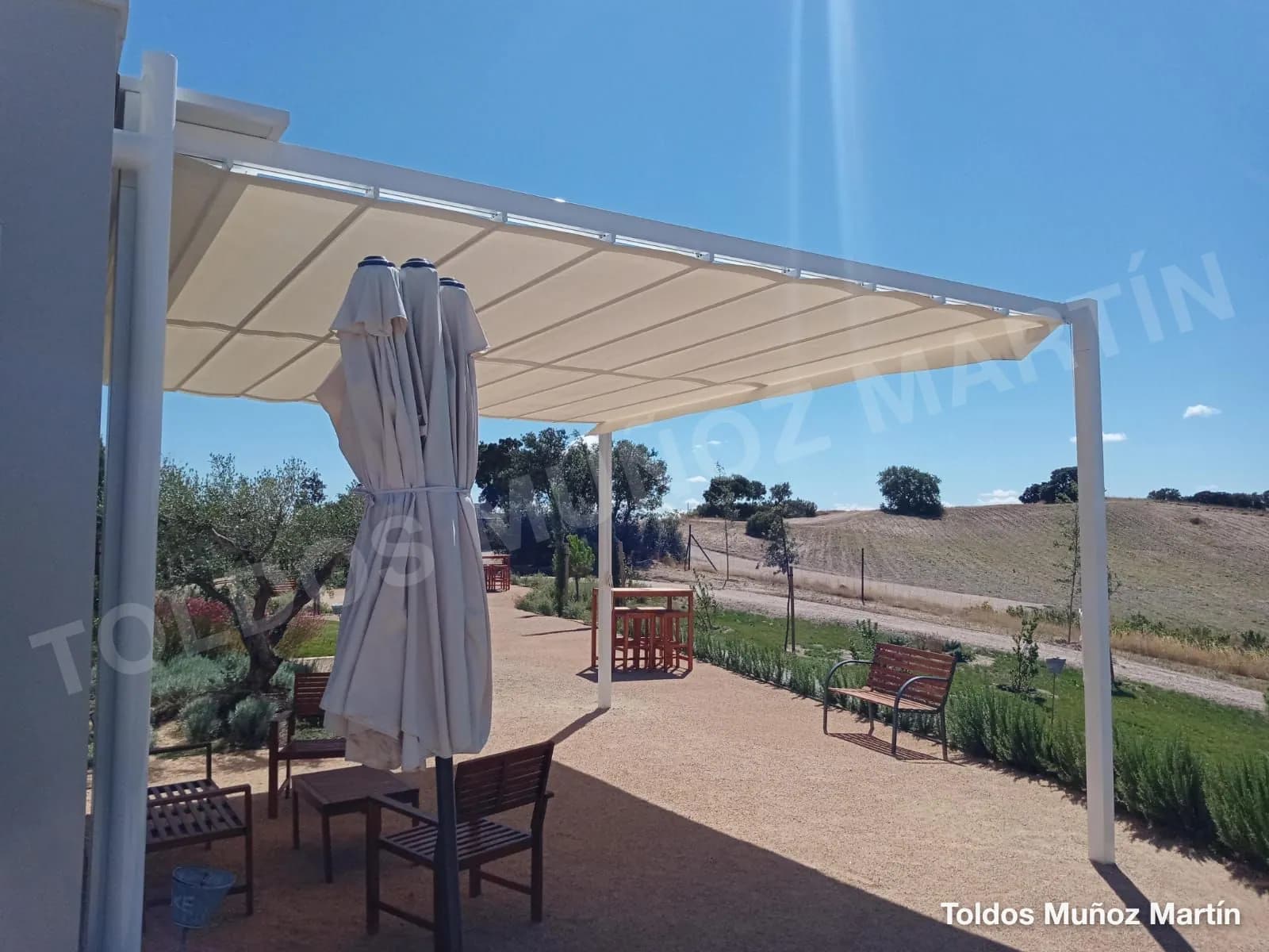 Pérgolas instalado por Toldos Muñoz Martín – trabajo 10