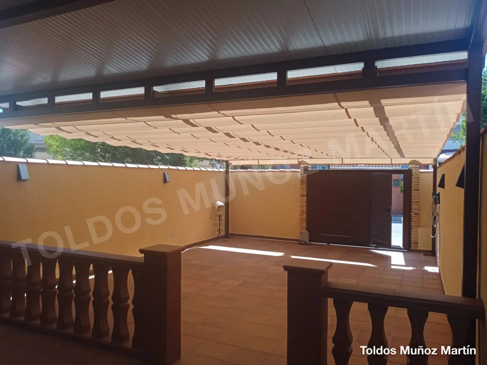 Pérgolas instalado por Toldos Muñoz Martín – trabajo 15