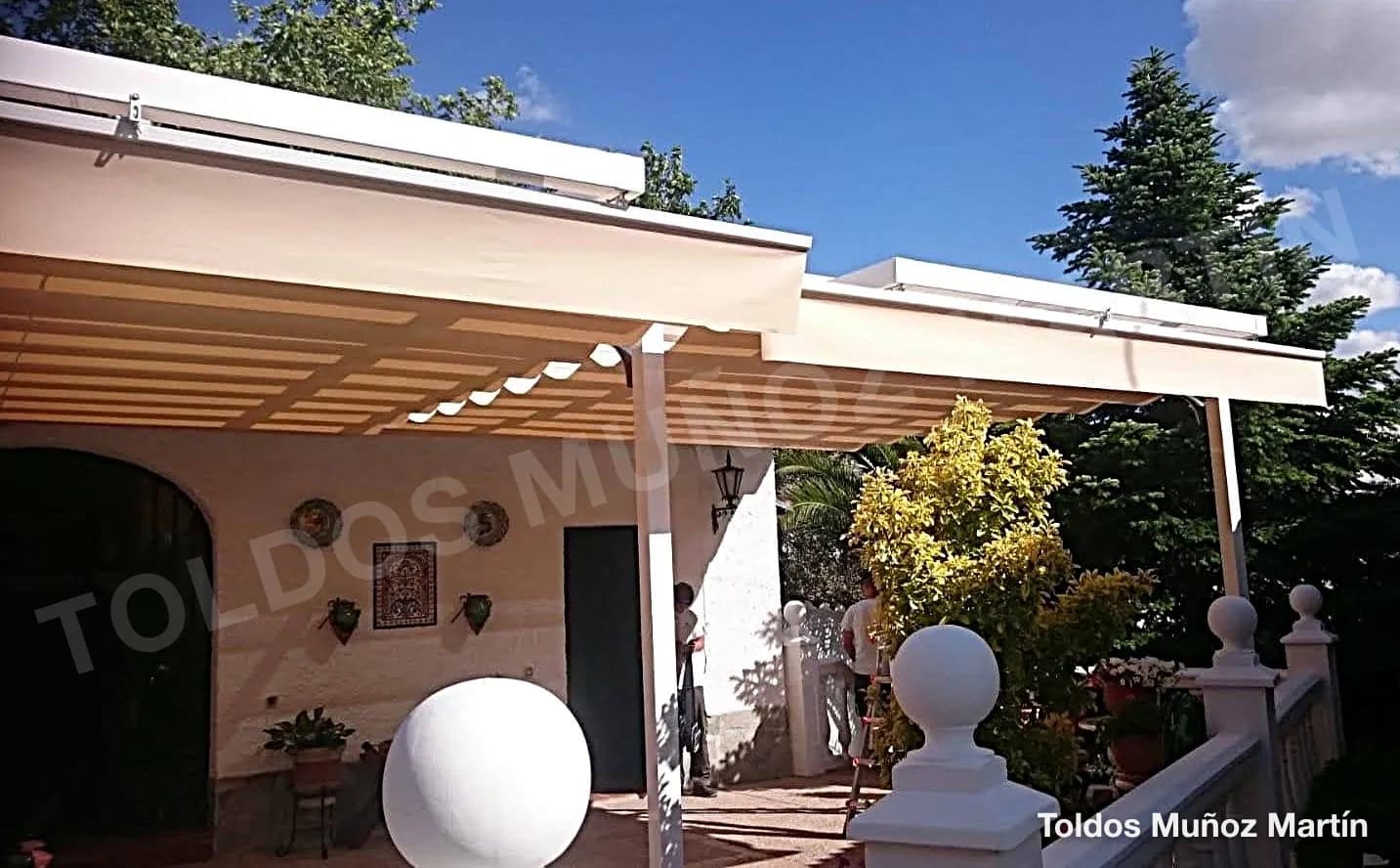 Pérgolas instalado por Toldos Muñoz Martín – trabajo 20