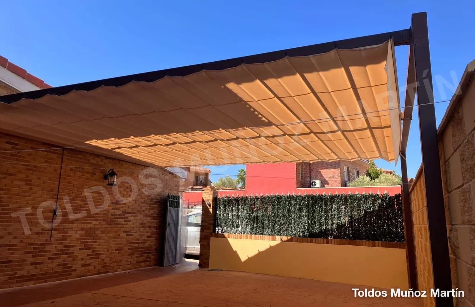 Pérgolas instalado por Toldos Muñoz Martín – trabajo 21