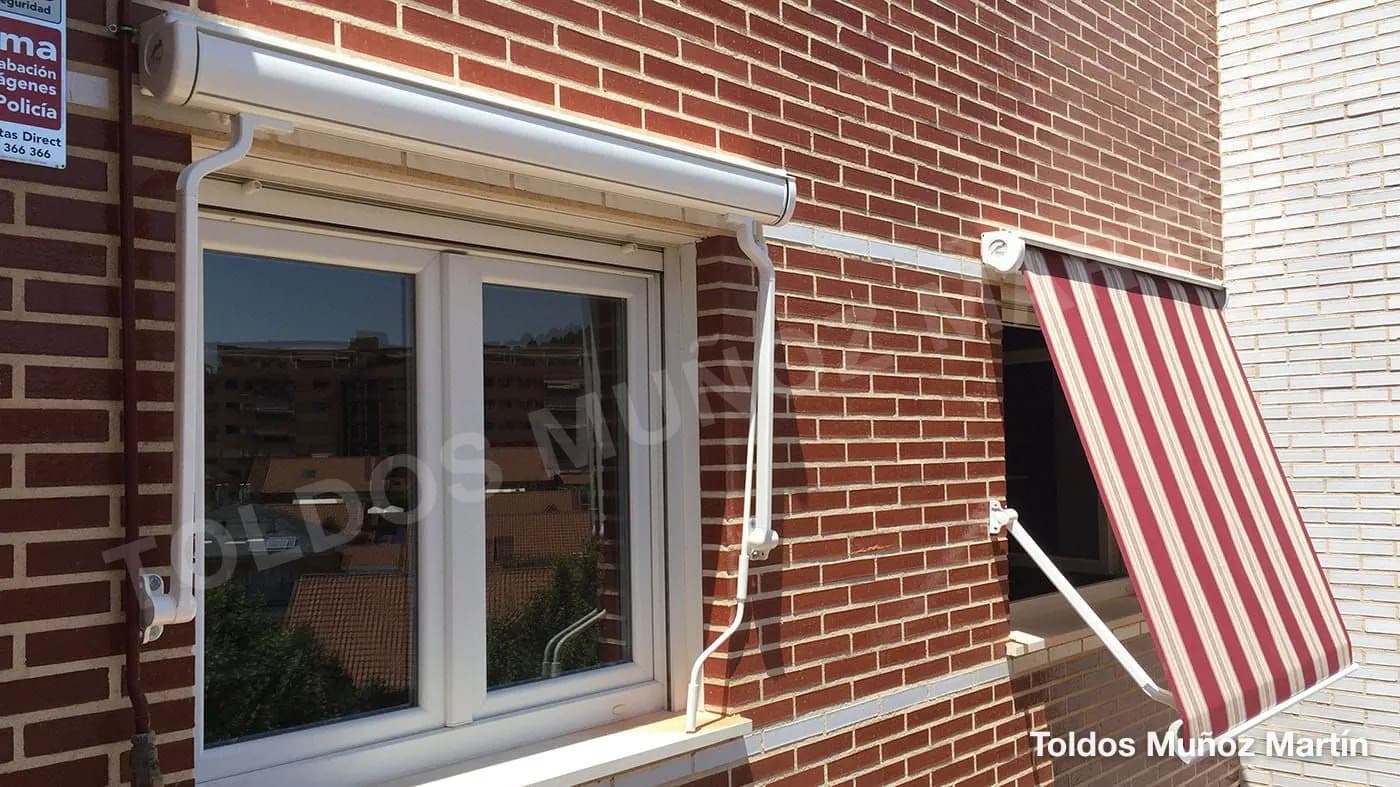 Toldos cofre instalado por Toldos Muñoz Martín – trabajo 3