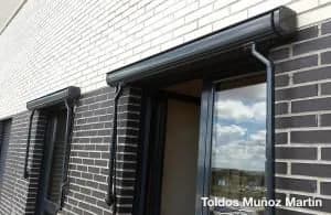 Toldos cofre instalado por Toldos Muñoz Martín – trabajo 6