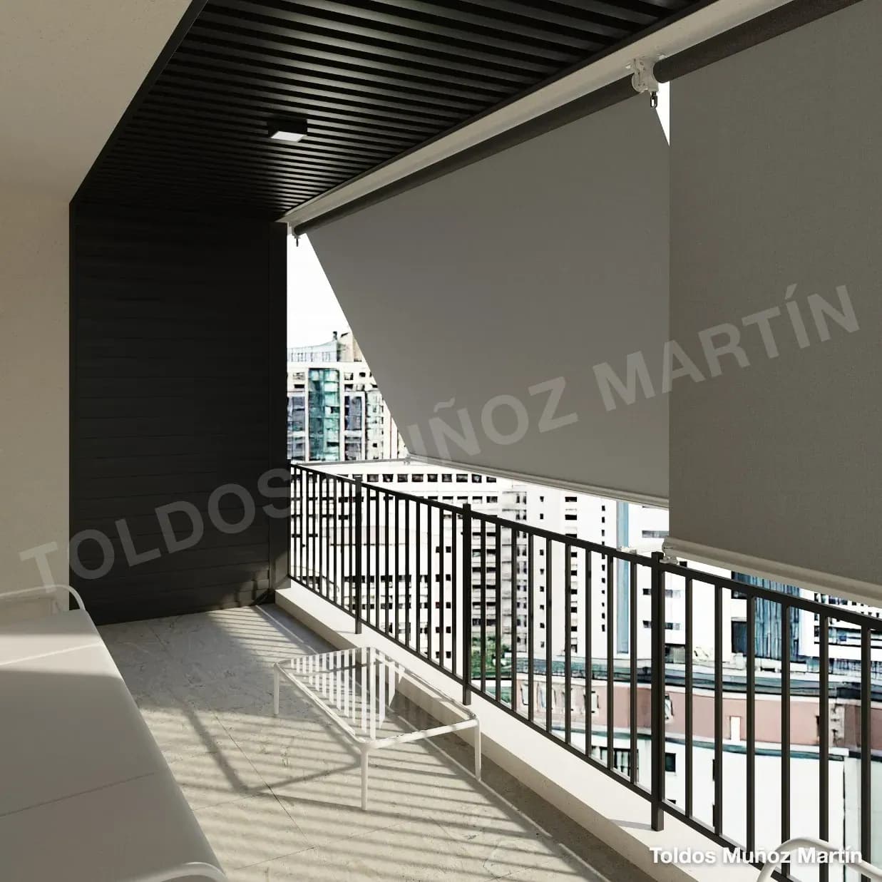 Toldos stor de barandilla instalado por Toldos Muñoz Martín – trabajo 2